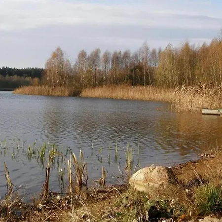 Noclegi nad jeziorem w Puszczy Zielonka Kaminsko Zewnętrze zdjęcie